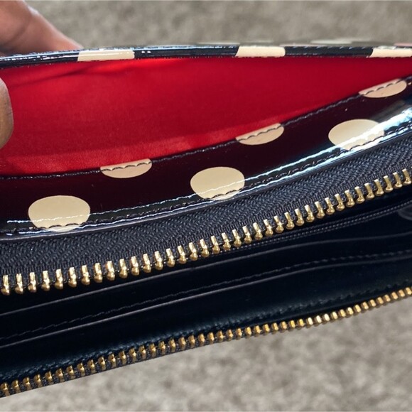 Kate Spade Polk A Dot Black White Full Zip Wallet - Picture 5 of 8